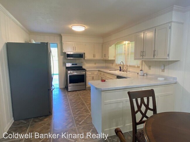 Building Photo - 3 br, 1 bath House - 780 County Rd 135