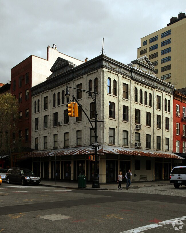 Primary Photo - 355 Greenwich St