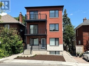 Building Photo - 109 Russell Ave
