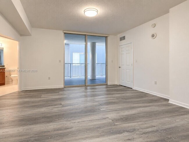 Foto del edificio - 115 SW 11th St