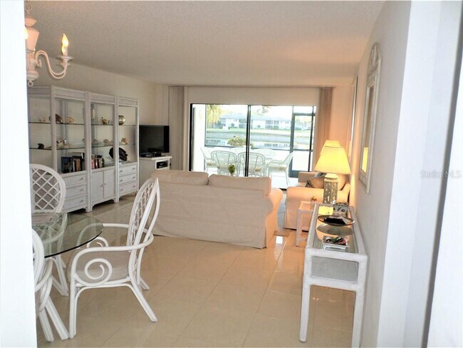 Foto del edificio - 5204 Marsh Field Ln