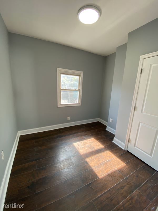 Building Photo - 3 br, 1 bath House - 2627 s sheridan Street