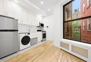 Building Photo - 27 W 84th St