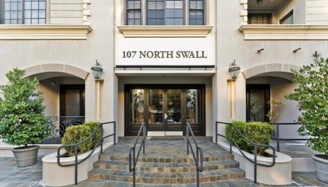 Foto del edificio - 107 N Swall Dr