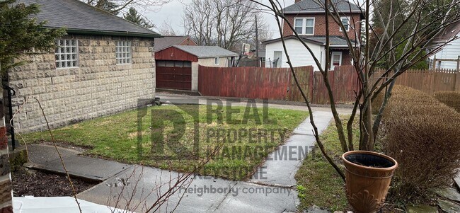 Building Photo - Updated 1 Bedroom Apartment in Westwood!