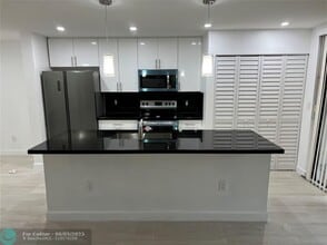 Building Photo - 13370 SW 91st Terrace