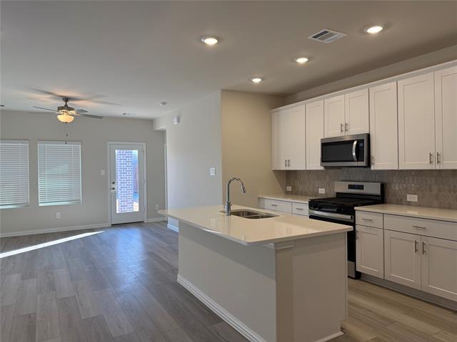 Foto del edificio - 1736 Arches Rd