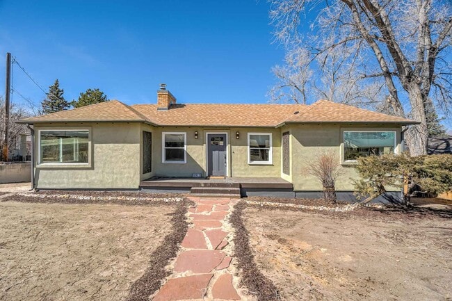 Oversized Lot on Quiet Street - 2022 Woodburn St