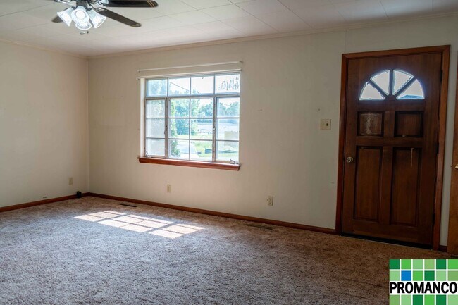 Building Photo - Cozy 1-Story Home