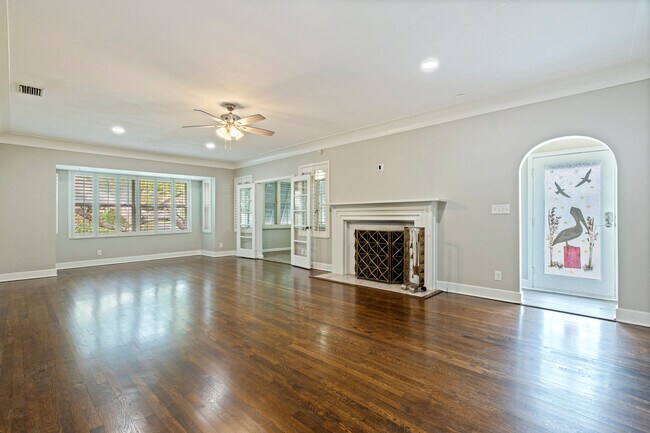 Foto del edificio - 106 25th Ave NE