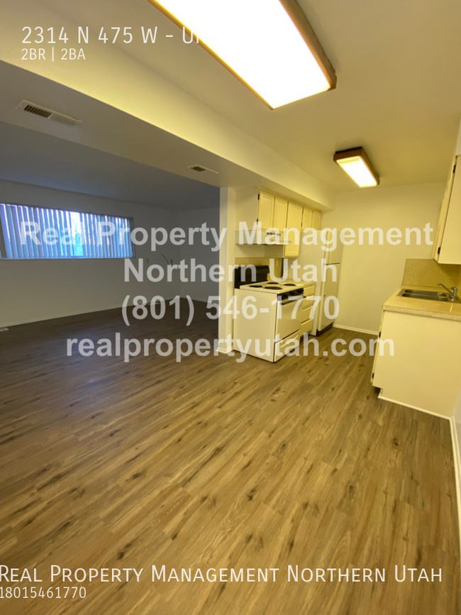 Building Photo - 2 Bedroom 1.5 Bath Sunset 4plex