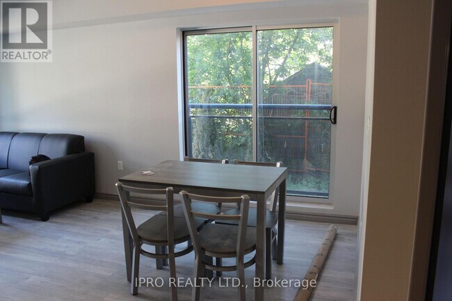 Building Photo - 275-A275 Larch St