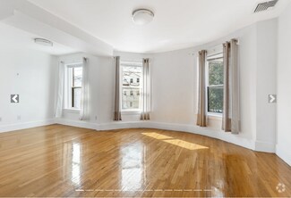Building Photo - 42 Cameron St
