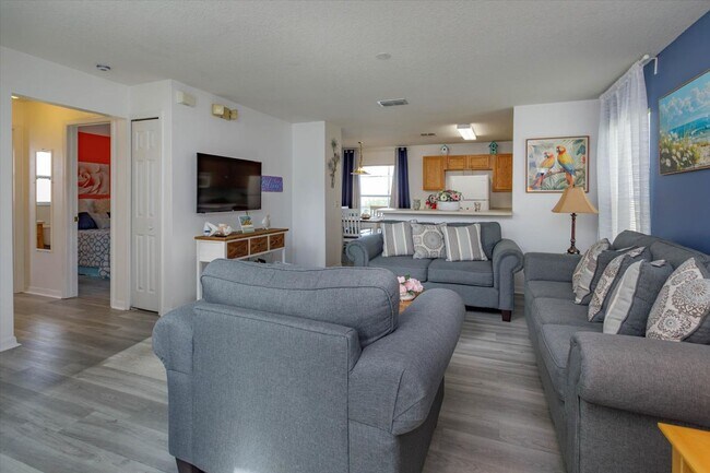 Foto del edificio - Call Ed for showings (352) 217-0284