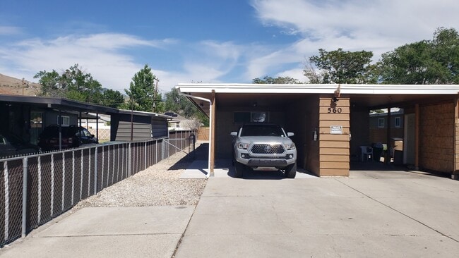 Building Photo - 560 N 900 W