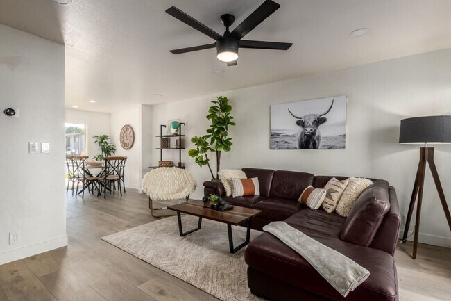 Foto del edificio - 4620 N 68th St