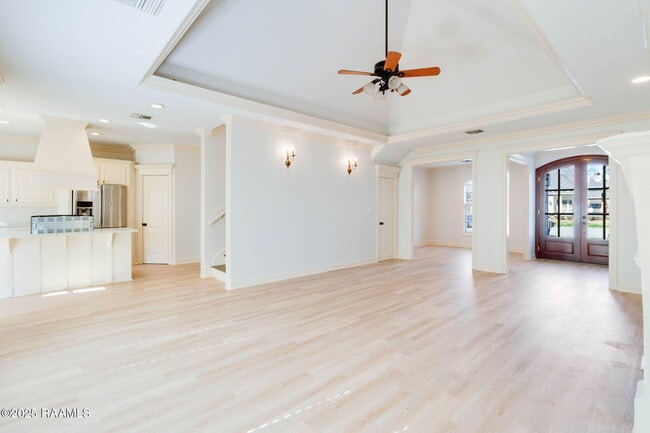 Building Photo - 225 Durham Dr