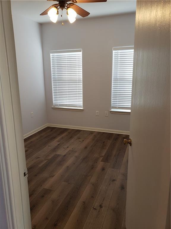 Building Photo - 7510 Lazy Creek Dr