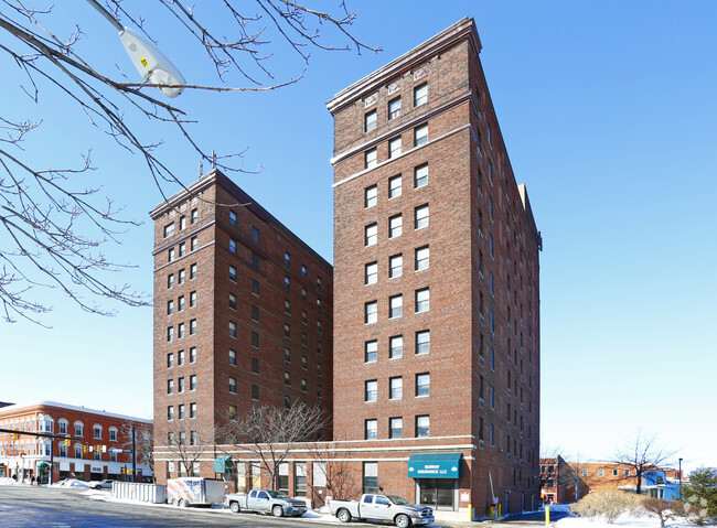 Building Photo - Richford Arms