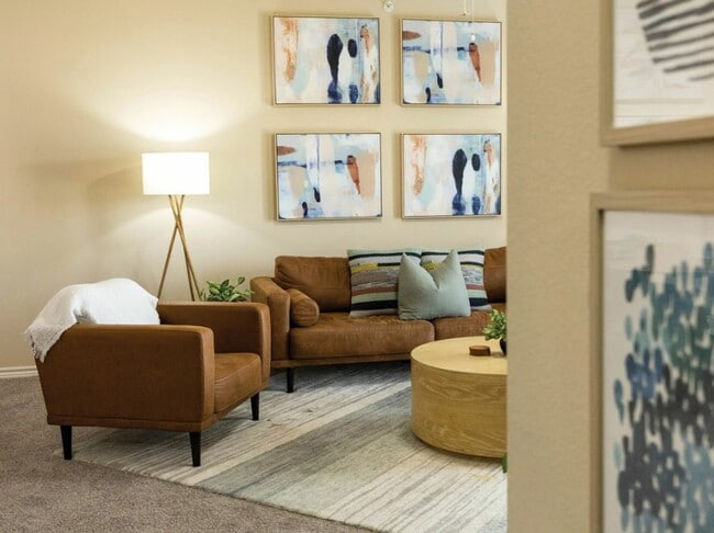 Building Photo - Viceroy at Central Park