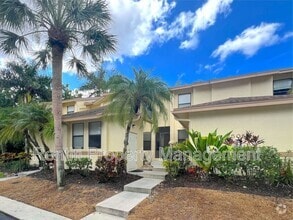 Building Photo - 15051 Parkside Dr