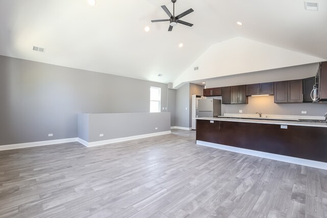 Building Photo - 1926 S May St