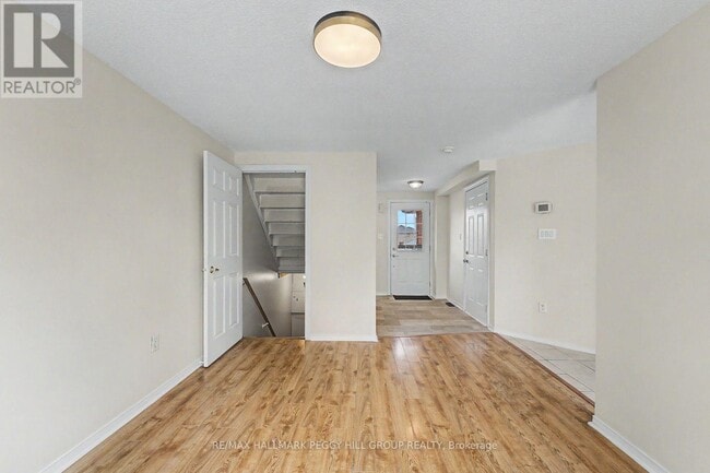 Building Photo - 334 Dunsmore Ln