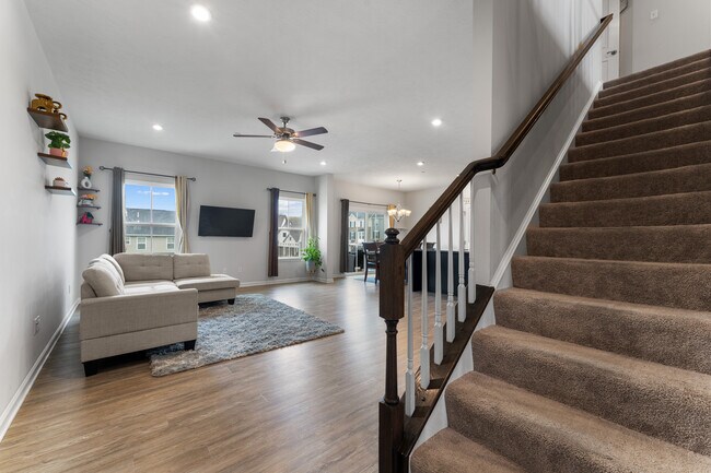 Foto del edificio - 5103 Spruce Rd