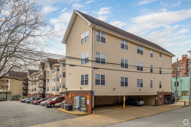 Building Photo - Westview Apartments