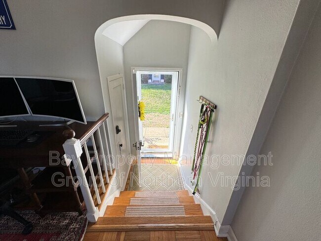 Building Photo - 3462 Martha Custis Dr