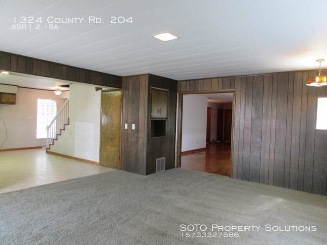 Foto del edificio - 5 bedroom in Scott City MO 63780