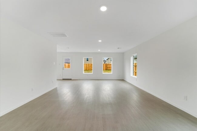 Building Photo - 6319 Marigold Blaze Dr
