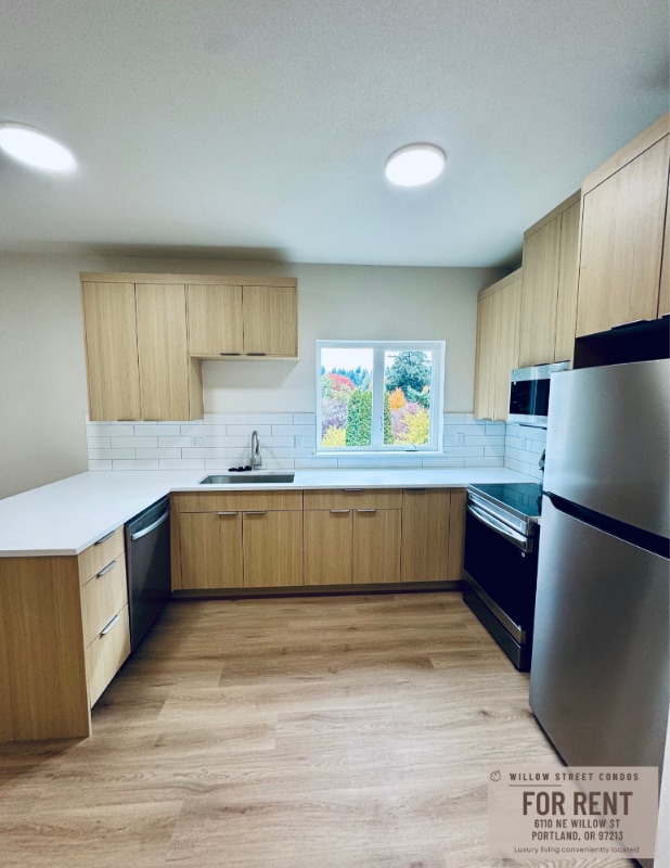 Photo - 6110 NE Willow St (Portland, OR)