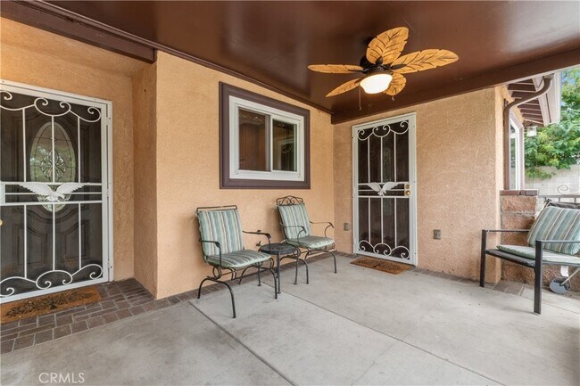 Foto del edificio - 433 E Mason St