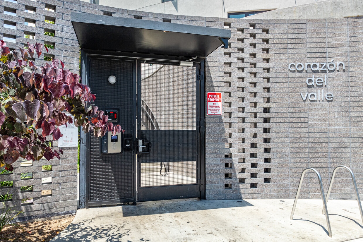 Building Photo - Corazon del valle