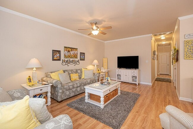 Building Photo - 29 Burr Hill Dr