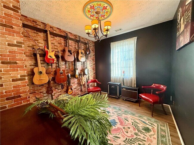 Foto del edificio - 968 Windcroft Cir NW