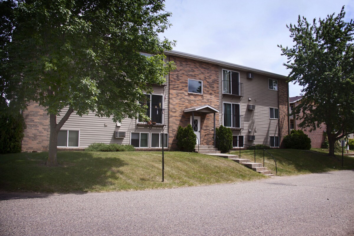 Primary Photo - 427 33rd Ave N