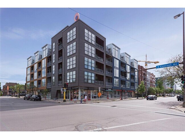 Foto del edificio - 1211 Lagoon Ave