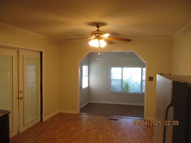 Foto del edificio - 3506 Hamilton Dr