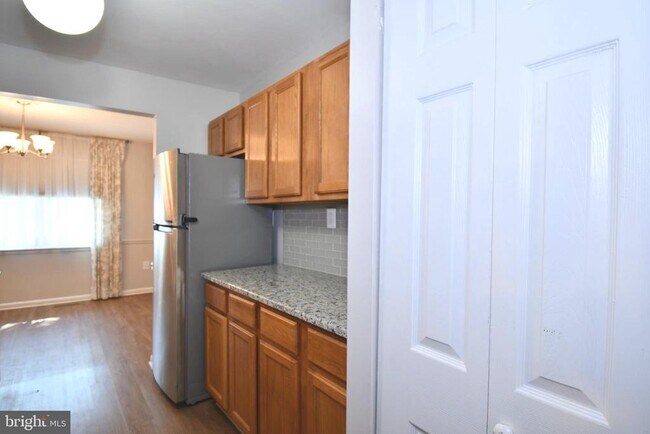 Foto del edificio - 5629 Selford Rd