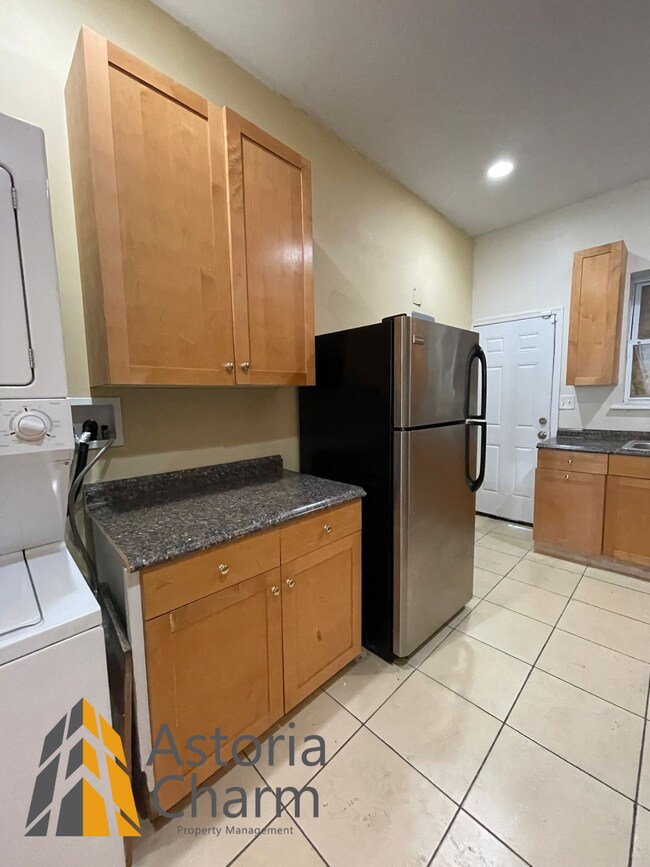 Foto del edificio - 422 E 21st St