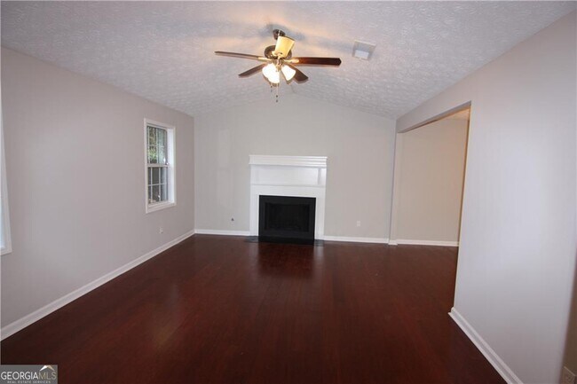 Building Photo - 2257 Turtle Club Dr NE