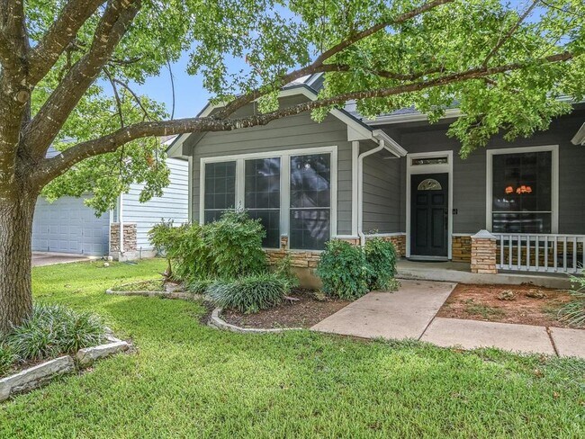 Foto del edificio - 8617 Little Laura Dr