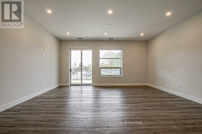 Building Photo - 1696 Fiddlehead Pl