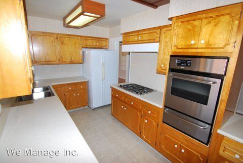 Building Photo - 4417 Sunfield Ave