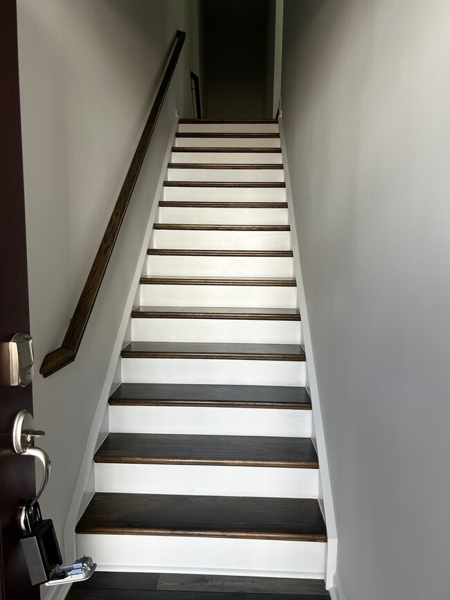 Photo - 1120 Crossvine Trl Townhome