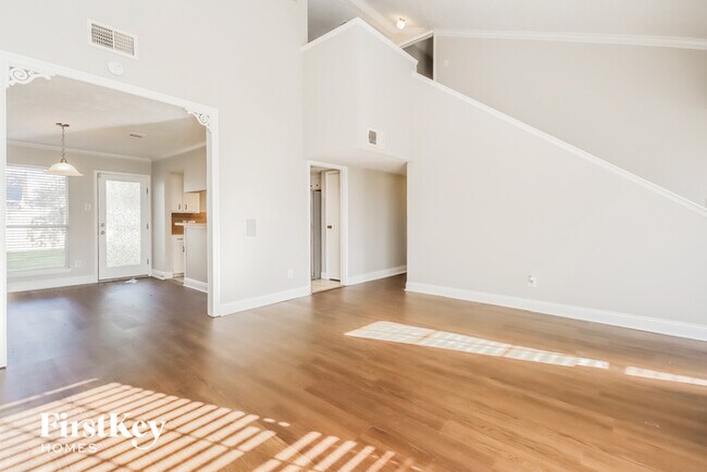 Building Photo - 547 Shealy St