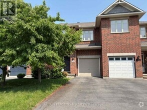 Building Photo - 747 Nakina Way