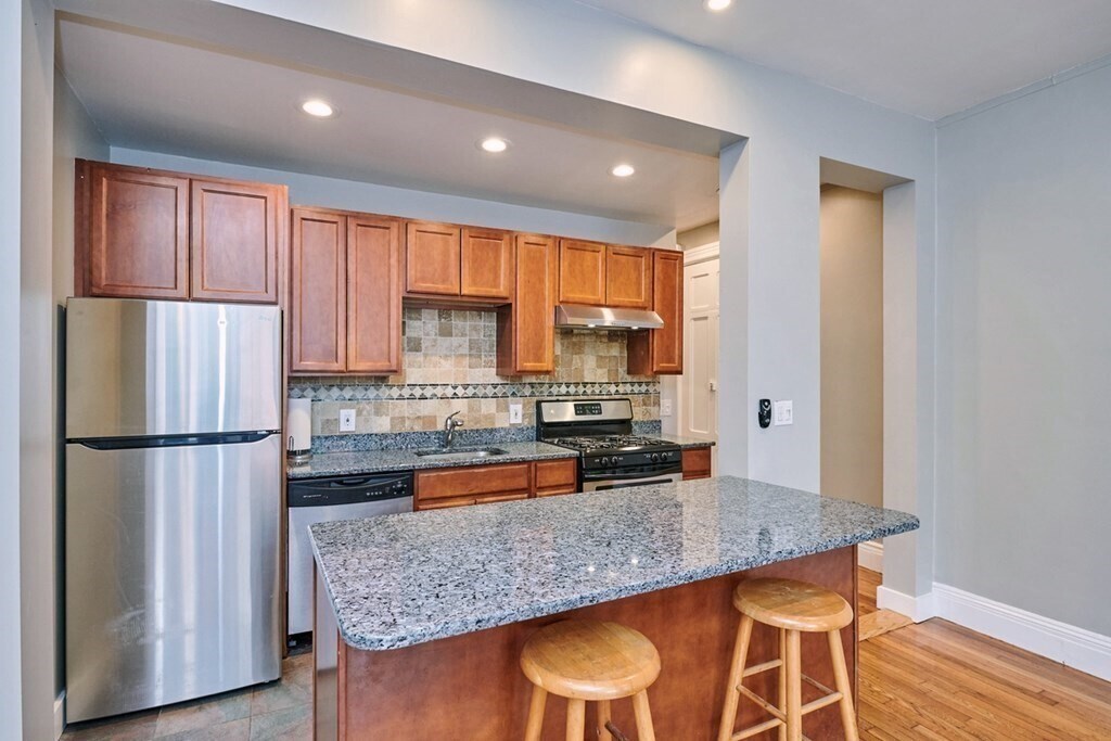 Foto principal - 284 Newbury St